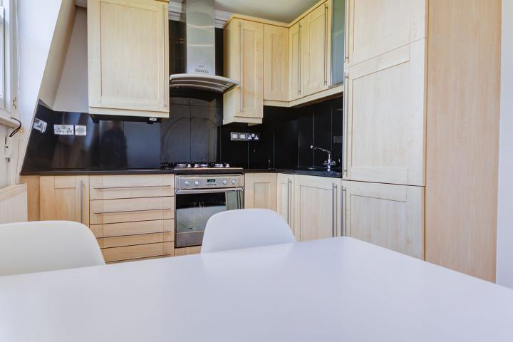 Top Floor 1 bedroom property only a short walk to Upper Holloway Station Tollington Way  , Holloway